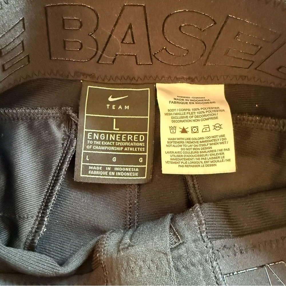Nike Youth Large Black Baseball Pants‎ – Athletic Fit, Classic Swoosh Two Button